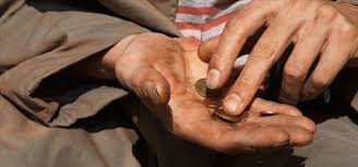 Dossier povertà, al Sud più italiani che stranieri nei centri Caritas