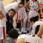 Le indicazioni di coach Mimmo Sabatelli in un time-out