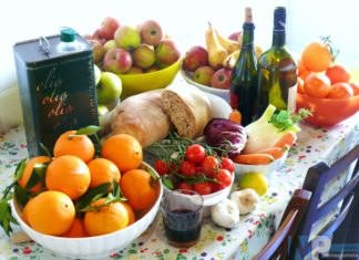 Dieta mediterranea, scudo salvavita anche per gli over 65