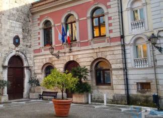 Isernia – 454 firme dei genitori degli alunni, raccolte per segnalare inadeguatezze nelle scelte dei plessi scolastici e sollecitare tavolo tecnico comunale.