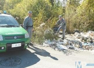 Isernia: Abbandono di rifiuti. Scattano sanzioni da parte dei Carabinieri Forestali.
