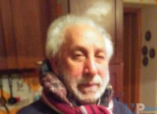 L’originale idea di Pietro Pensato : “il giardino della mamma” col verde naturale dinanzi alla Chiesa di Conca Casale.