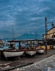 Nun’ z’ pigliav’ o ducument’ ma s’ teneva na’ scarpa …”, originalità espressiva nel vernacolo napoletano di Mimmo Capuozzo.