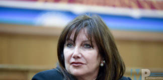 Calenda su crisi nel centrodestra regionale: «Questo modo di operare ci allontana dai cittadini. Torniamo a fare la vera politica»