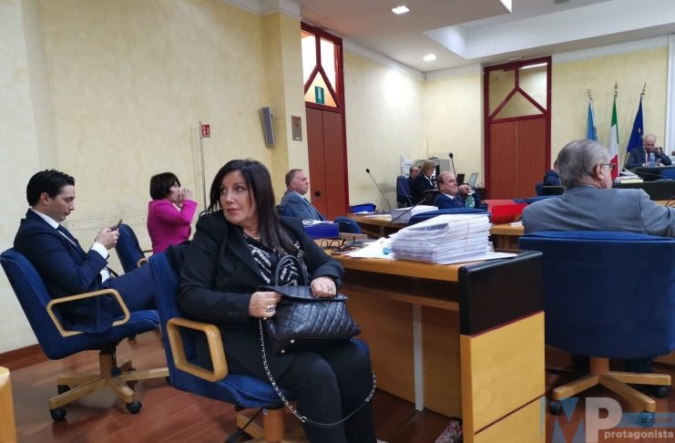 Consiglio su TPL maggioranza giù. Calenda protagonista, l’amministrazione Toma si piega ma non si spezza.