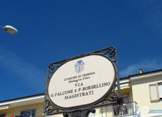 Una strada intitolata ai magistrati Giovanni Falcone e Paolo Borsellino