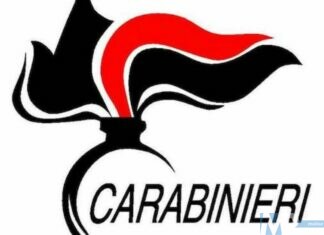 Altomolise – Sotto il sole con due bambini perde l’ultimo autobus, Carabinieri le pagano il taxi per tornare a casa