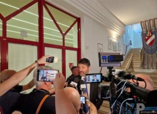 Per Gravina,prima seduta a Palazzo D’Aimmo