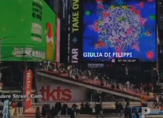 L’Artista Giulia Di Filippi promuove il tombolo di Isernia a New York. Una sua opera digitale sul mega schermo di Time Square
