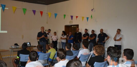 La Polizia di Stato incontra i ragazzi del Campo Scuola “Anch’io sono la Protezione Civile”.