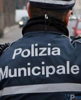 Isernia, encomio per due agenti della Municipale: scoprono una patente falsa “perfetta”