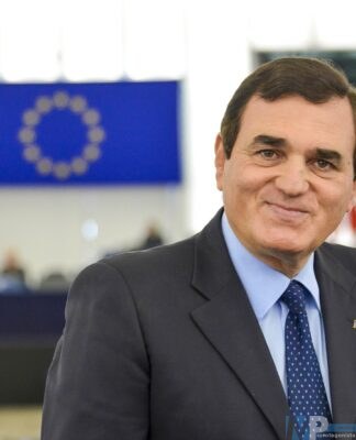 Campobasso: Tramontano vota il bilancio dell’amministrazione Forte, Patriciello: lasci il ruolo di capogruppo della Lega.